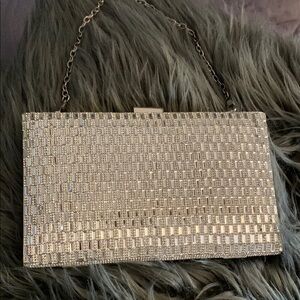 Sophisticated Silver Textured Clutch for Evening Wear